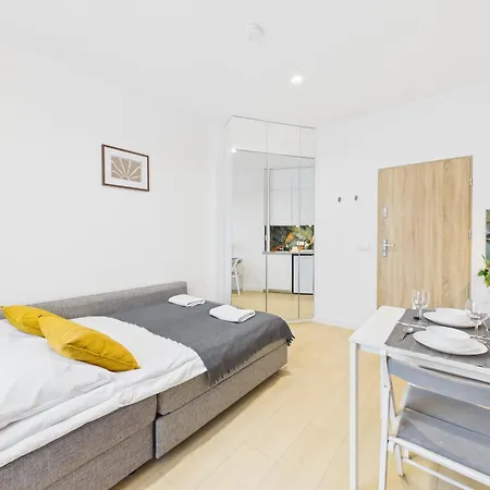Апартаменты Giserska Mini Superapart Near Factory Ursus