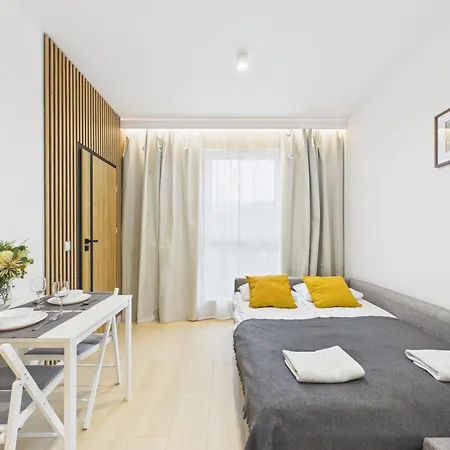 Giserska Mini Superapart Near Factory Ursus Апартаменты *