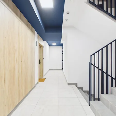 Апартаменты Giserska Mini Superapart Near Factory Ursus Варшава
