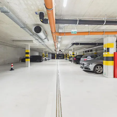 Апартаменты Giserska Mini Superapart Near Factory Ursus Варшава